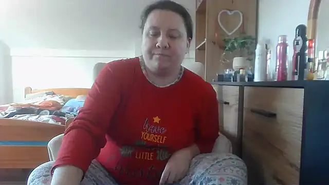 Snapshot of ReifeVenna chatting on 03.17.25 ReifeVenna online show from 03.17.25