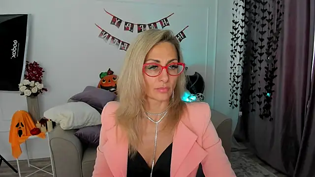 MuseOfStage online show from 10.13.25