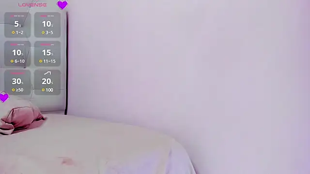 Snapshot of MAILYLOVE1 chatting on 03.07.25 MAILYLOVE1 online show from 03.07.25