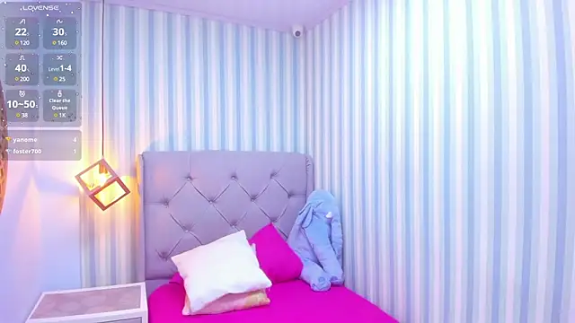 Snapshot of MAILYLOVE1 chatting on 03.22.25 MAILYLOVE1 online show from 03.22.25