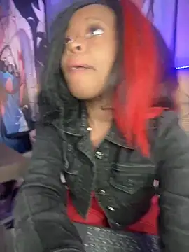 Snapshot of Thyana_LS chatting on 01.19.25 Thyana LS online show from 01.19.25