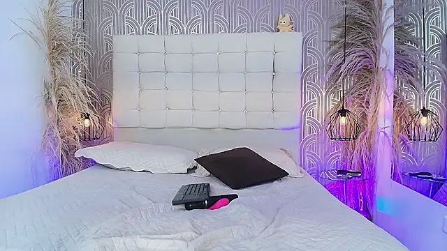 LeylaRangel online show from 11.25.25