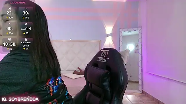 Brendda tay online show from 11.04.25