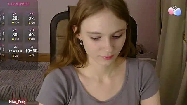 Snapshot of nika_tinsy chatting on 11.07.25 nika tinsy online show from 11.07.25