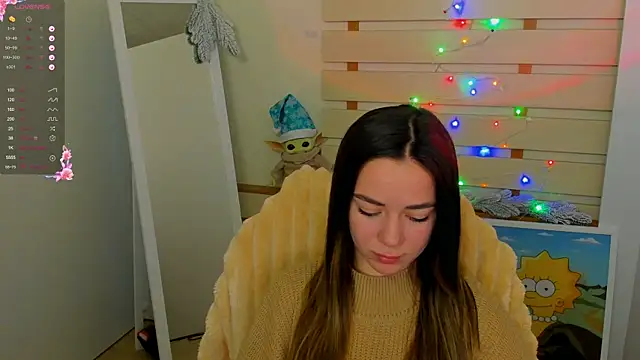 Snapshot of Bella_XO chatting on 12.15.24 Bella XO online show from 12.15.24