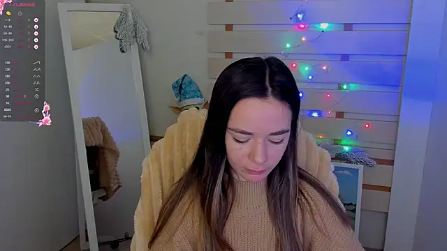 Snapshot of Bella_XO chatting on 01.12.25 Bella XO online show from 01.12.25