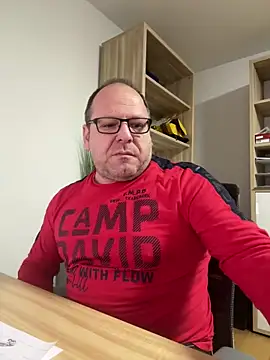 coupleLatinaLovers online show from 12.13.24