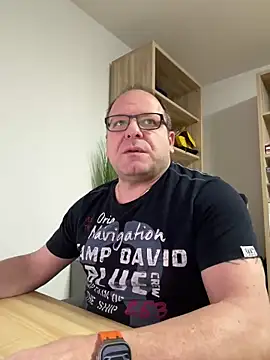 coupleLatinaLovers online show from 01.02.25