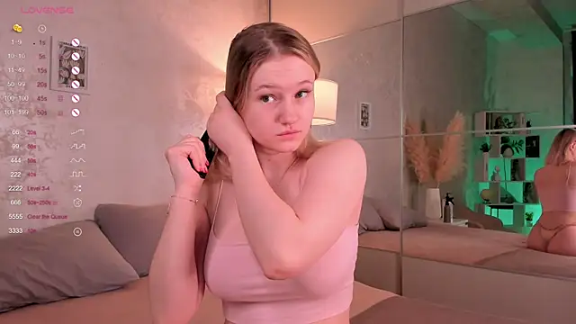 MaydaFoulk online show from 03.18.25