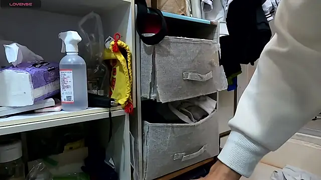 Snapshot of frnk30151 chatting on 12.13.24 frnk30151 online show from 12.13.24