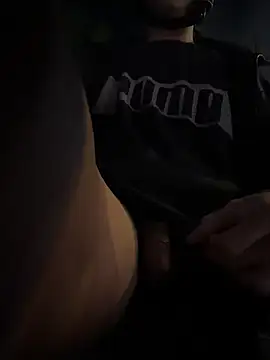 Snapshot of frnk30151 chatting on 10.29.25 frnk30151 online show from 10.29.25