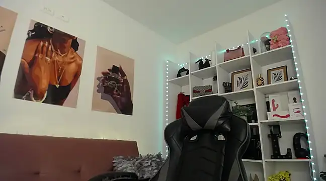 Snapshot of catalinapalencia chatting on 01.07.25 catalinapalencia online show from 01.07.25