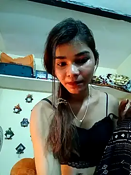 Snapshot of Cut_rabita chatting on 02.25.25 Cut rabita online show from 02.25.25