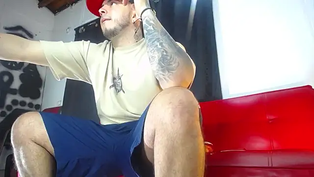 Snapshot of Dexter-T chatting on 12.15.24 Dexter-T online show from 12.15.24