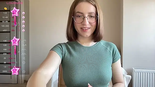 Snapshot of liins_wet chatting on 03.07.25 liins wet online show from 03.07.25