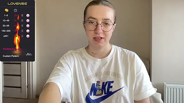 Snapshot of liins_wet chatting on 03.15.25 liins wet online show from 03.15.25