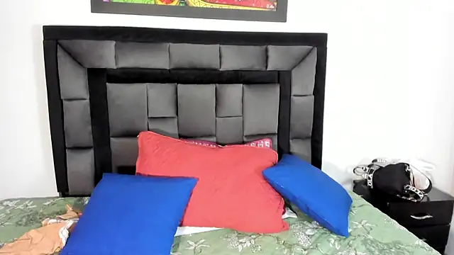 Snapshot of Dulce_amg chatting on 09.13.25 Dulce amg online show from 09.13.25