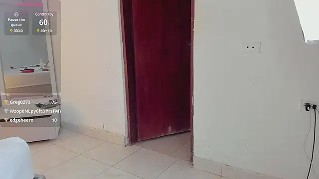 Snapshot of Alhana_pulido chatting on 12.24.24 Alhana pulido online show from 12.24.24