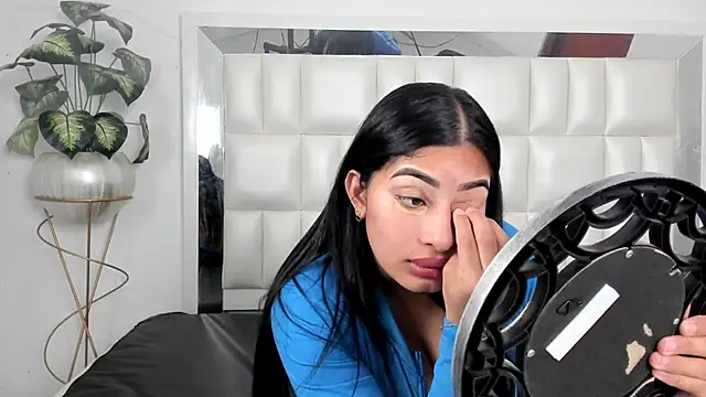 Snapshot of Alhana_pulido chatting on 09.09.25 Alhana pulido online show from 09.09.25