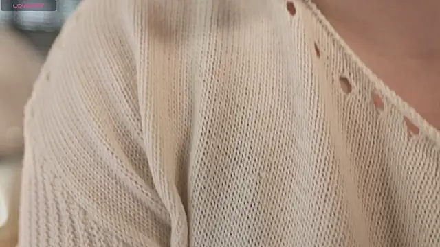 LikaBerry1 online show from 09.13.25