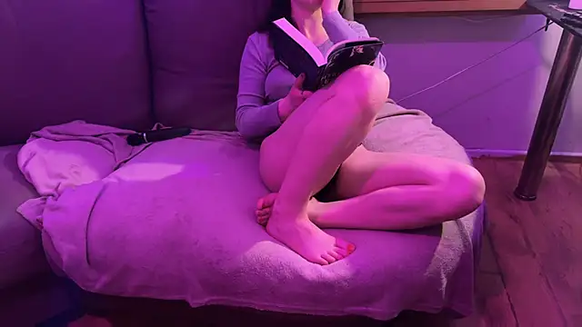 MiliExteraaa online show from 03.10.25