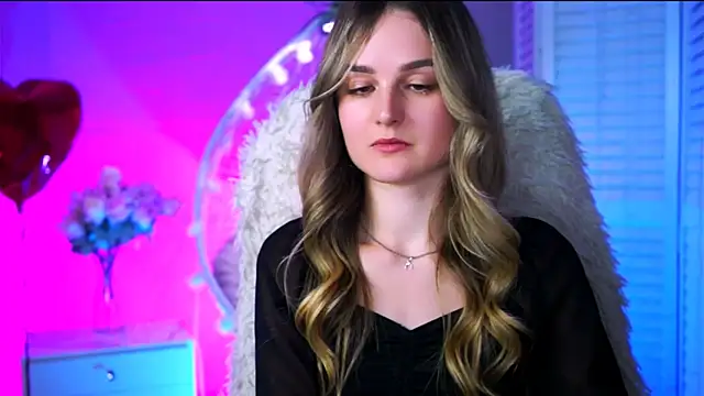 Snapshot of DeboraLarson chatting on 03.01.25 DeboraLarson online show from 03.01.25