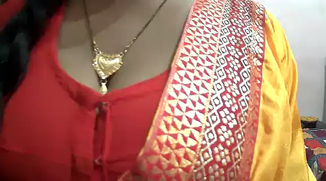 Snapshot of HOT-SEEMAA chatting on 01.30.25 HOT-SEEMAA online show from 01.30.25