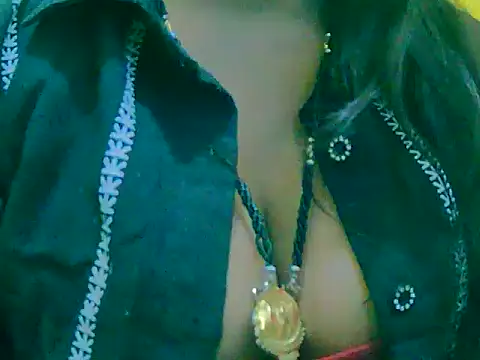 Snapshot of LOVE-SUSHILA chatting on 02.12.25 LOVE-SUSHILA online show from 02.12.25