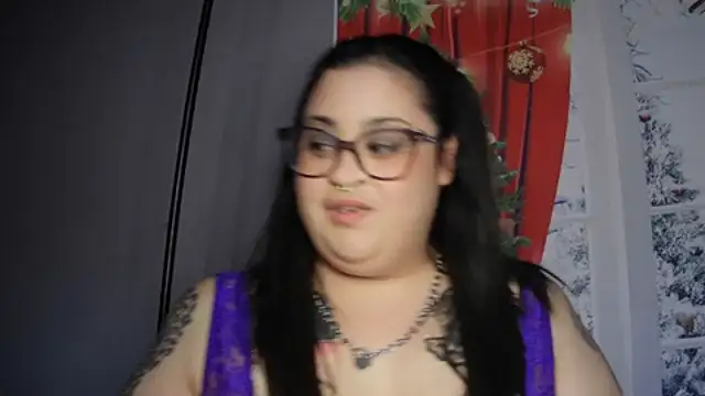 Snapshot of tillymarie34 chatting on 12.16.24 tillymarie34 online show from 12.16.24
