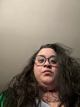 Snapshot of tillymarie34 chatting on 01.28.25 tillymarie34 online show from 01.28.25