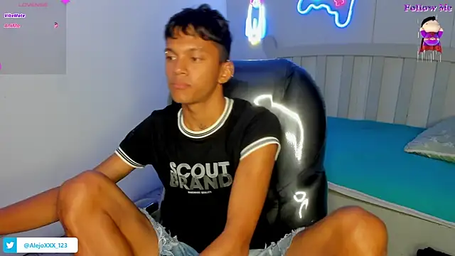 loistwink  online show from 11.04.25