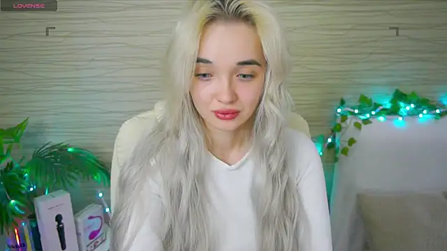 Ashley S online show from 02.22.25