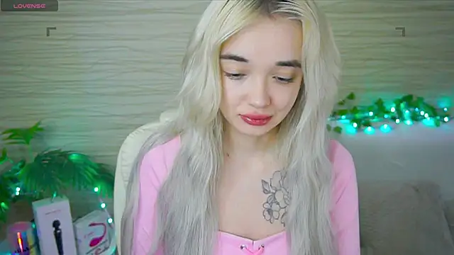 Ashley S online show from 02.25.25