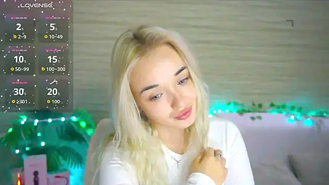 Ashley S online show from 09.28.25