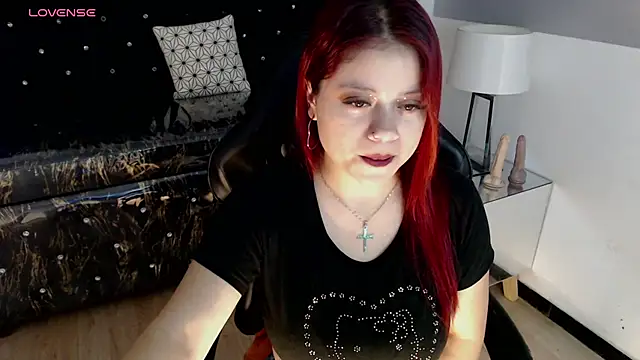 Snapshot of _Ambar72_b chatting on 12.12.24 Ambar72 b online show from 12.12.24