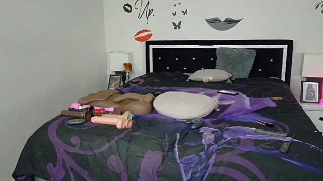 chocolatefantasyxxox online show from 12.28.24