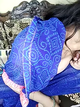 Snapshot of Fair-magic-woman chatting on 11.07.25 Fair-magic-woman online show from 11.07.25