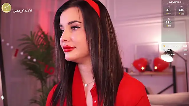 Snapshot of Liya_Gold_ chatting on 02.15.25 Liya Gold  online show from 02.15.25