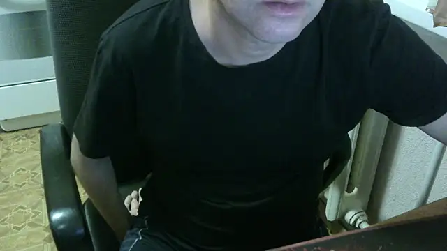 Snapshot of AlDON59 chatting on 10.12.25 AlDON59 online show from 10.12.25