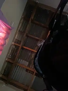 Snapshot of dojw chatting on 09.29.25 dojw online show from 09.29.25