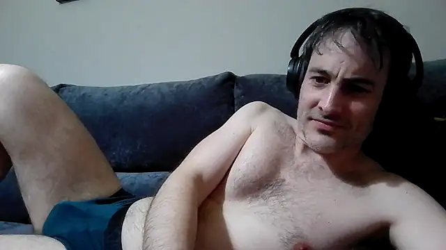 Snapshot of basquehotboy chatting on 01.18.25 basquehotboy online show from 01.18.25