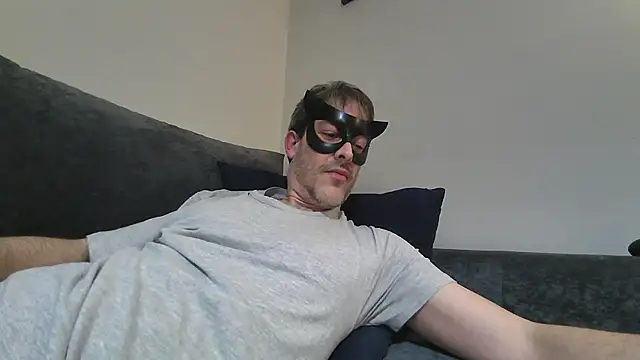 Snapshot of basquehotboy chatting on 03.23.25 basquehotboy online show from 03.23.25