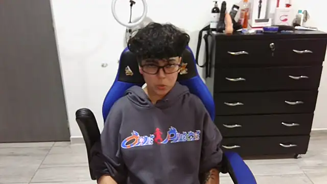 thomascooper7 online show from 01.29.25