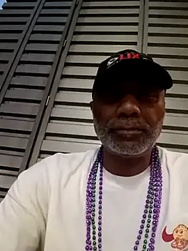 Snapshot of yasohw chatting on 03.05.25 yasohw online show from 03.05.25