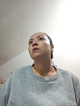 Snapshot of RenataSexy_ chatting on 03.04.25 RenataSexy  online show from 03.04.25