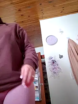 Snapshot of RenataSexy_ chatting on 09.11.25 RenataSexy  online show from 09.11.25