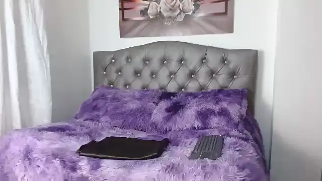 lily f00x online show from 02.11.25