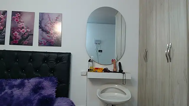 lily f00x online show from 11.13.25