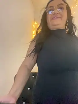 Gia Nahomi online show from 12.03.24