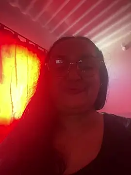 Gia Nahomi online show from 01.10.25